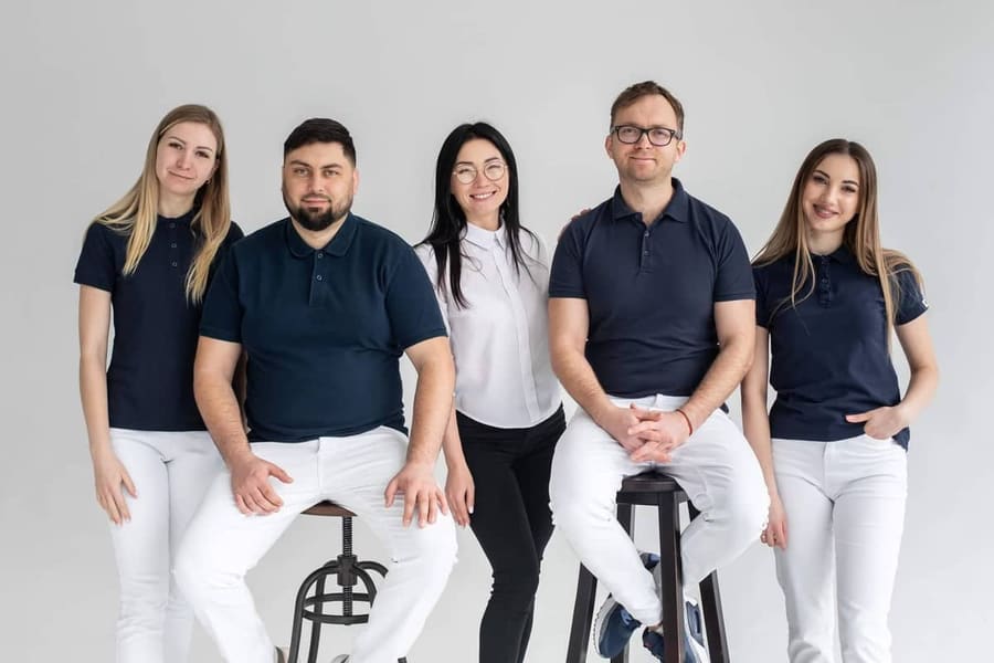 Естетична стоматологія тепер Ryzhak clinic