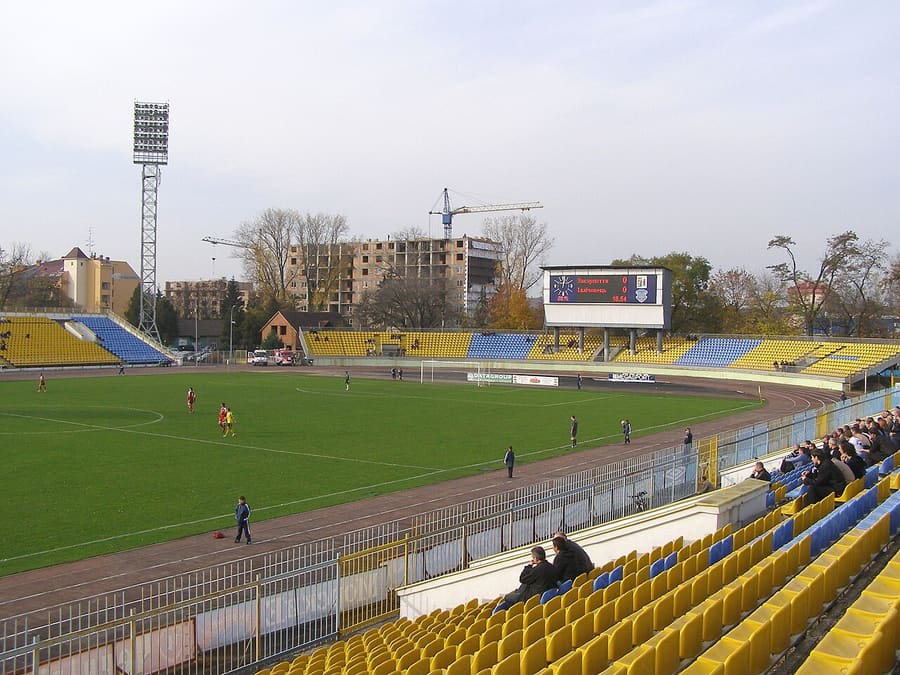 Комунальна установа "Стадіон "Авангард" Ужгородської